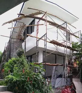 Tukang cat rumah