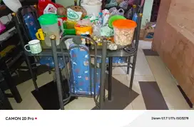 Meja Makan Kaca