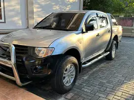 strada triton 2011