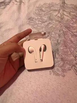 HEAD SEAT IPHONE NEW DARI IBOX