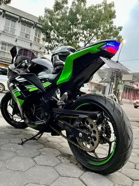 Kawasaki ninja 250 FI SE KRT