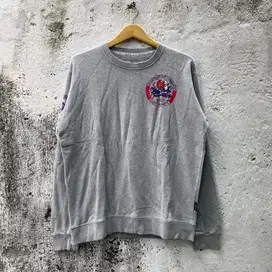 Crewneck Ganthree - Size L fit M - Jaket Sweater Sweatshirts