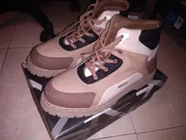 Sepatu NOKHA Khalee Latte 43 MEN second ukuran 43