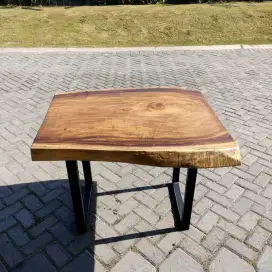 Jual Cepat Meja Kayu (Nego)