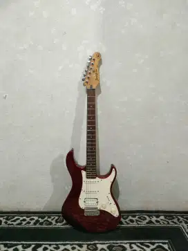 Gitar Yamaha Pacifica Pac112J