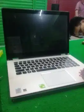 Service Laptop dan Komputer