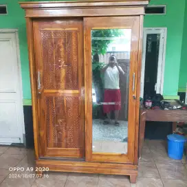 Lemari jati Jepara mewah pintu geser sliding beli baru 3,5jt jual 2,5j