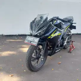Honda CBR 150R 2016