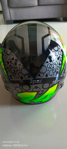 helm fullface baru sekali pakai