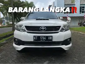 FORTUNER VNT A/T 4X4 2014