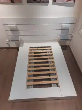 Tempat tidur  nodril ikea