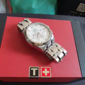 Jam Tissot Couturier Chronograph Automatic