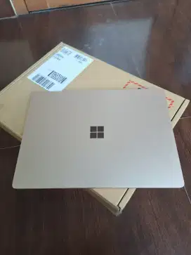 Microsoft Surface Laptop 4 i5