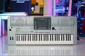 Yamaha PSR S710