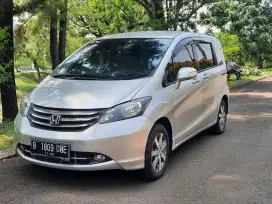 Honda Freed 2011 Bensin