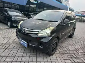 Daihatsu Xenia 1.0 M Deluxe Bensin-MT 2013 Hitam