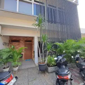 DiSEWAKAN RUMAH/ Kantor Jln SUNGAI SAMBAS, KEB BARU, JAKSEL