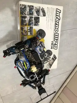 Kit Kyosho buggy MP9 TKI 4 like new