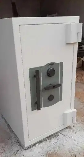 Brankas/ brangkas chubb asli tinggi 1 meter 21 cm