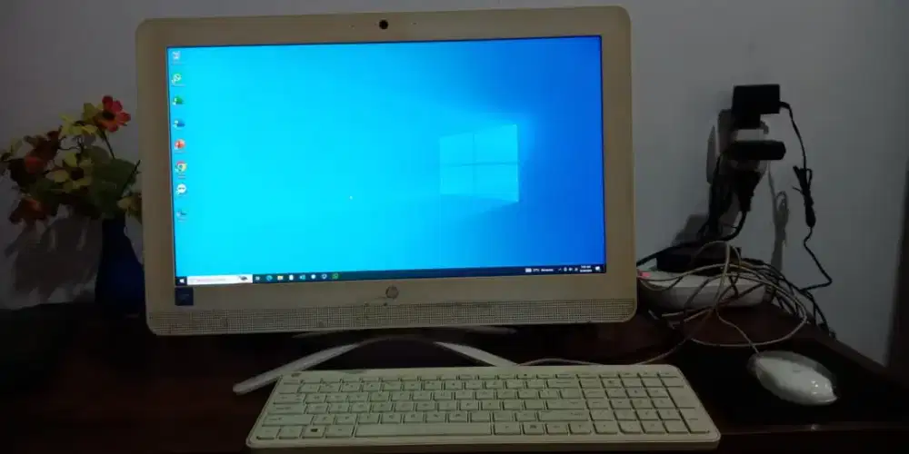 Komputer PC desktop bagus lengkap