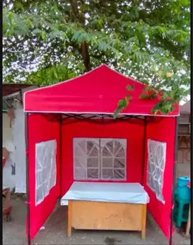 TENDA LIPAT 2x2M DINDING MOTIF JENDELA MERAH AUV LIKE NEW