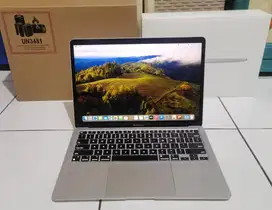 MacBook Air Retina 13 inch 2020