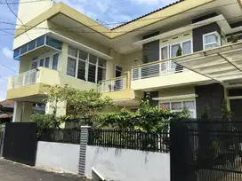 Kos Aqila khusus untuk putridaerah dago (taman budaya)