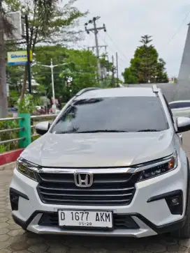 2023 BRV E matic Putih. Istimewa masih garansi pabrik!