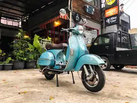 Vespa New PX 150 70th Anniversary Edition