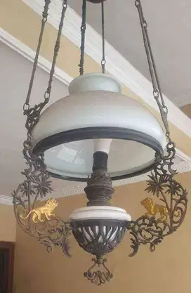 Lampu Antik Karakter Hewan