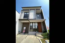 DI JUAL RUMAH 2 LANTAI DI SENTUL CITY BOGOR