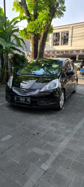 Jazz RS at 2010 hitam