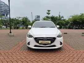 Mazda 2 R AT 2016
Promo TDP 15 juta