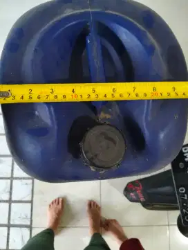 Dirigen biru ukuran 50 cm x 28 cm