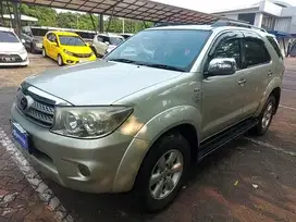 Pajak Panjang - Toyota Fortuner 2.7 G Luxury Bensin-AT 2009(LB)