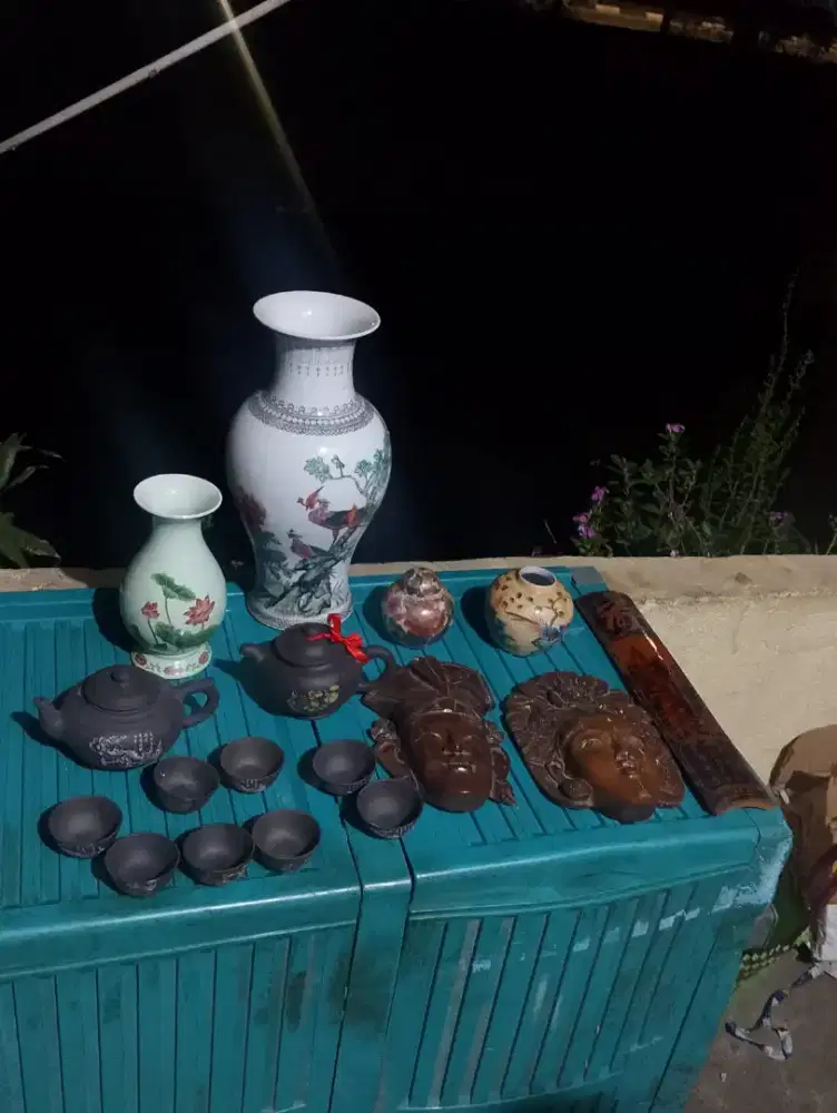 Koleksi Keluarga terawat Baik Borongan Keramik Unik Boss