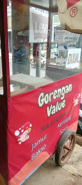 Gerobak jualan gorengan