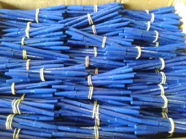 Bolpoint Merk Standard Type AE7 Warna Biru