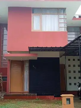 Rumah Bagus Terawat The Address Cibubur Cluster Ultima, Lt120M Lb 98M