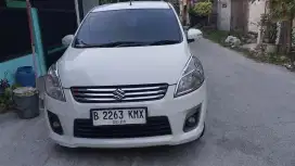 Ertiga GX M/T tahun 2013