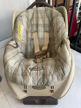 Car Seat Graco snug ride