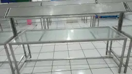 Meja produksi cabut bulu walet