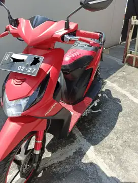 Beat karbu spesial( motor kesayangan) PLAT H