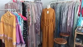 Dijual Borongan Aneka Gamis Sisa Butik