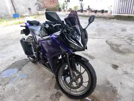 Honda CBR 150R 2016
