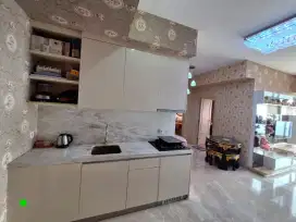 DIJUAL APARTEMEN THE PEAK LUAS MURAH MEWAH FURNISHED BALKON LUAS