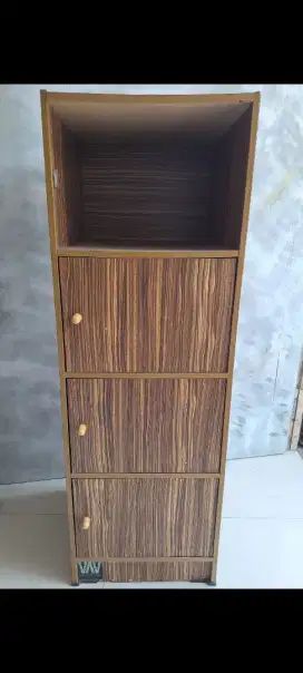 Lemari Kayu Empat Pintu Tinggi 120Cm Lebar 40Cm