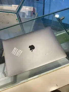 Macbook air 2018, 13”inch second