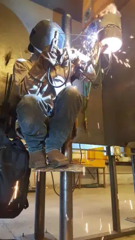 Tukang las custom panggilan tukang las stainless besi