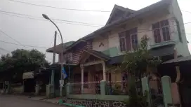 DIJUAL RUMAH BERIKUT KANTOR (Cocok Juga Untuk Kos2an)